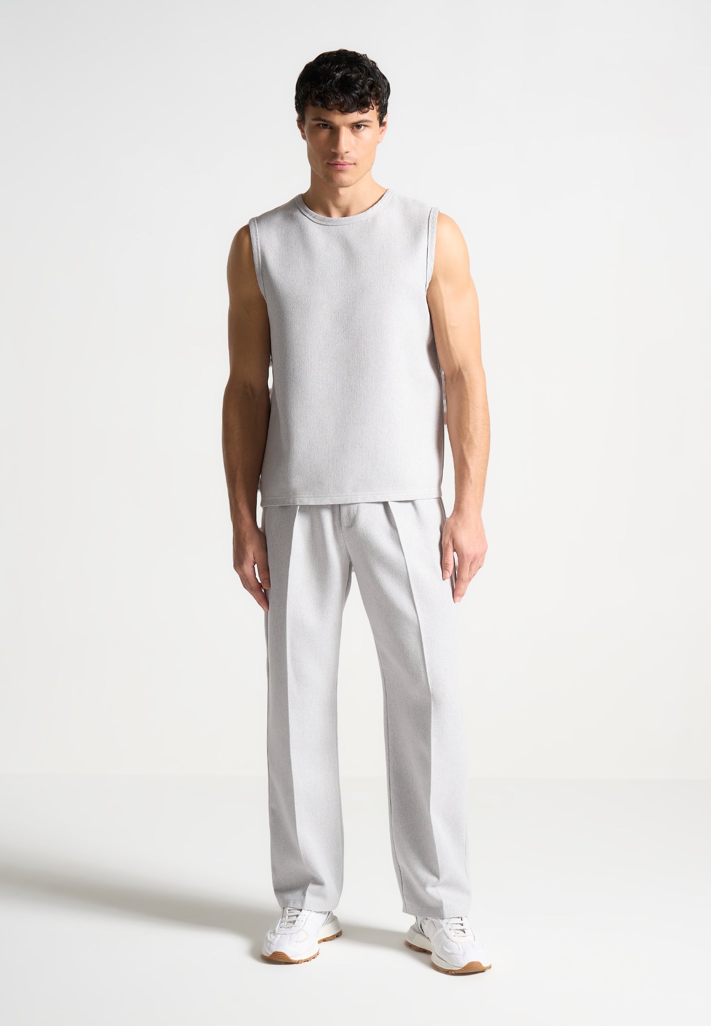 Relaxed Fit Textured Pleated Tailored Trousers - Grey